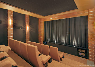 Fairland Studio Referenz The Riviera Theater